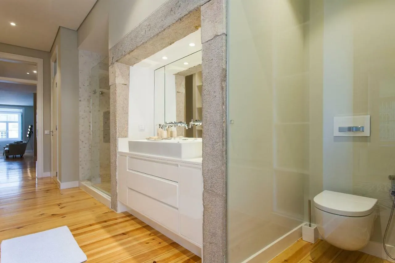 Daire Joivy Deluxe 3Br Apt With Workspace By Figueira Sq And Rossio Subway Lisboa